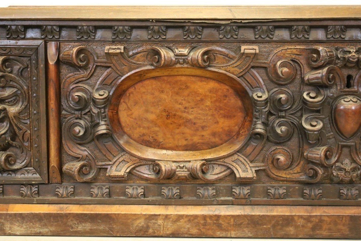 Coffre Renaissance Italienne En Noyer Du XVIIe Siècle.-photo-3