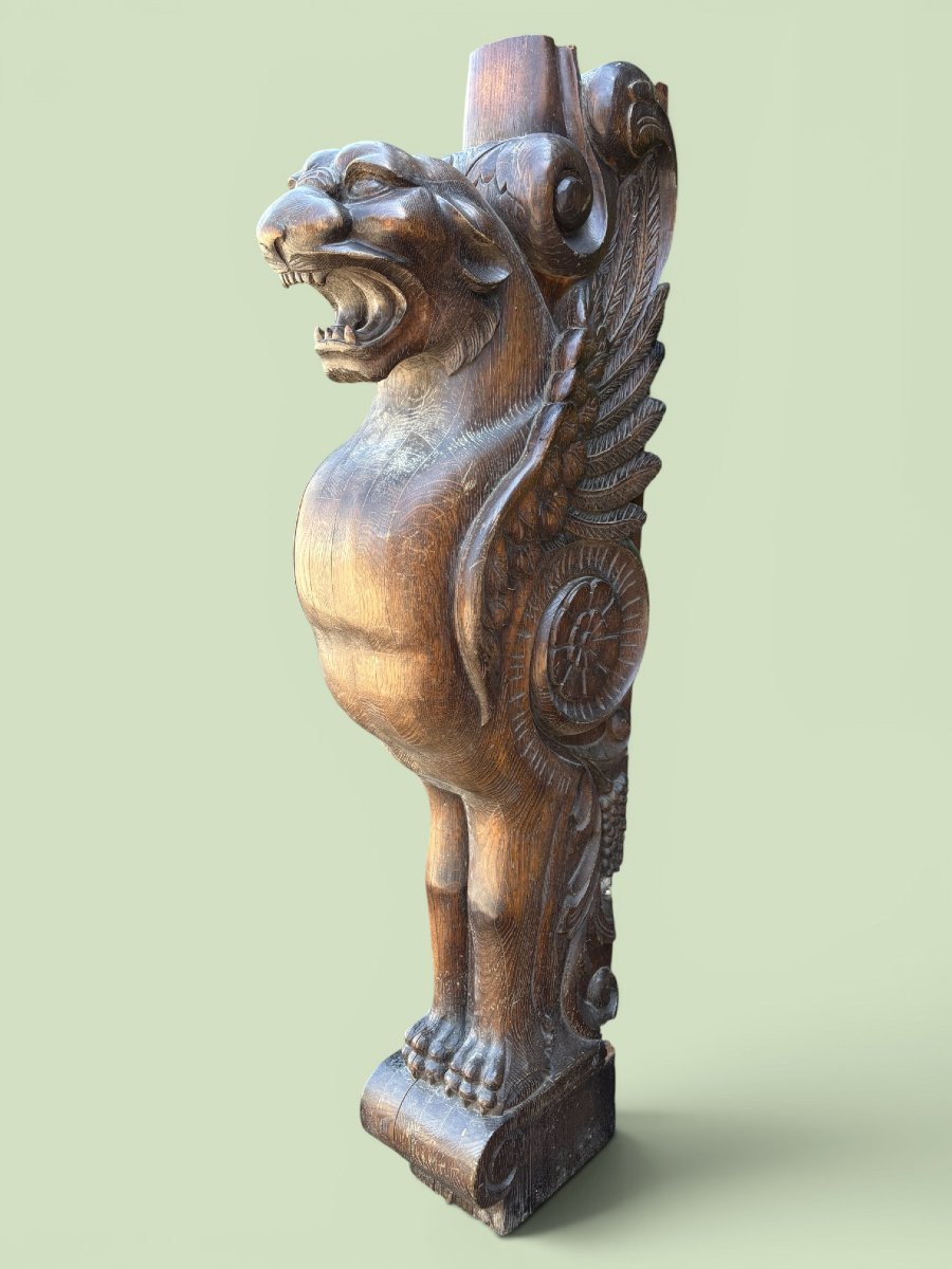 Grande sculpture ( 127 cm ) en chêne « panthère ailée » de style Empire, fin 19ème.-photo-4