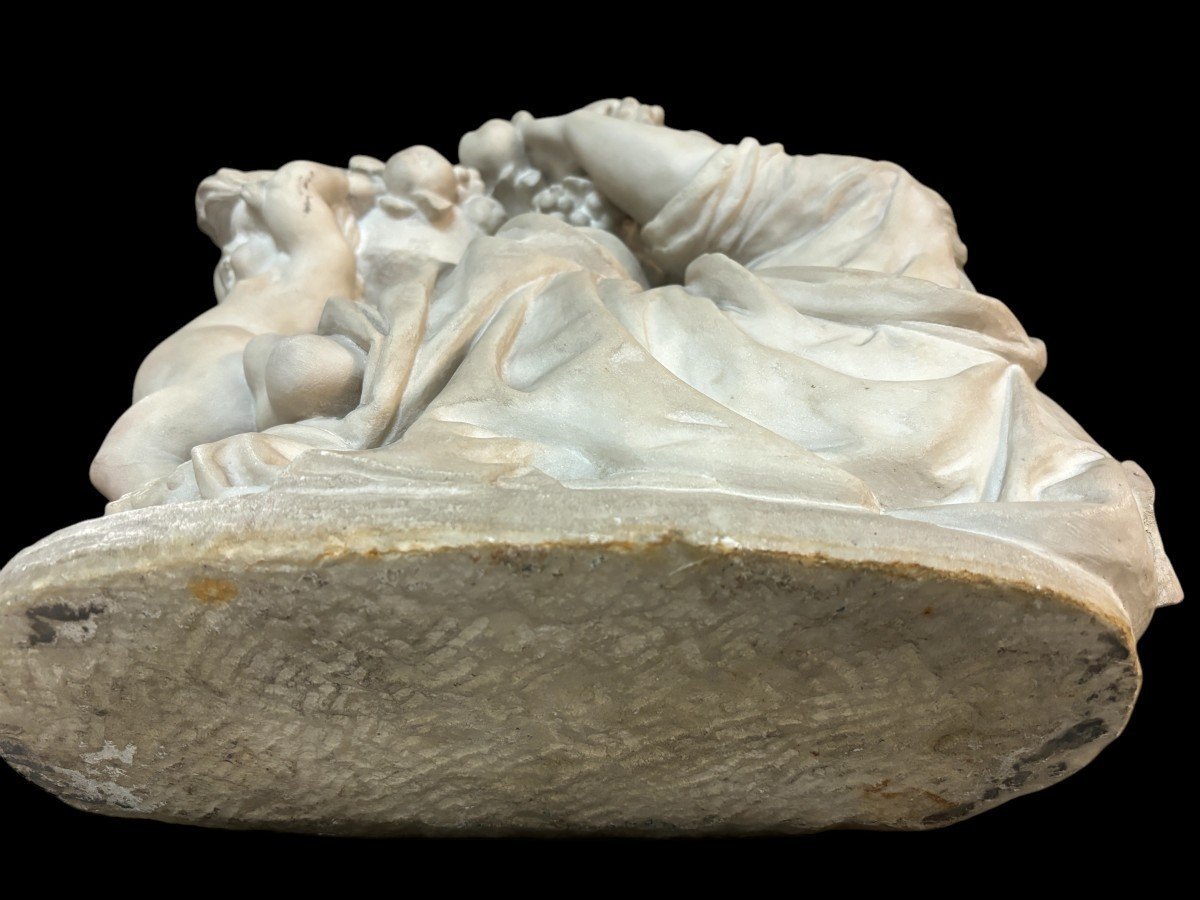 19th-century Carrara Marble Sculpture Entitled ‘woman And Putti Carrying Baskets Of Fruit’.-photo-8