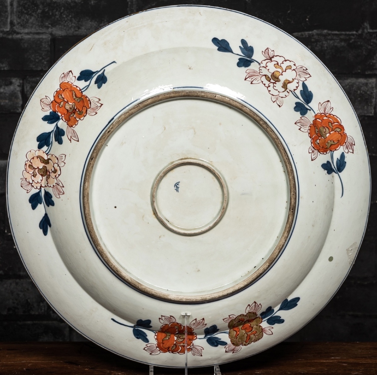 A Huge 55.5-cm Imari Plate From The 18th Century -photo-4
