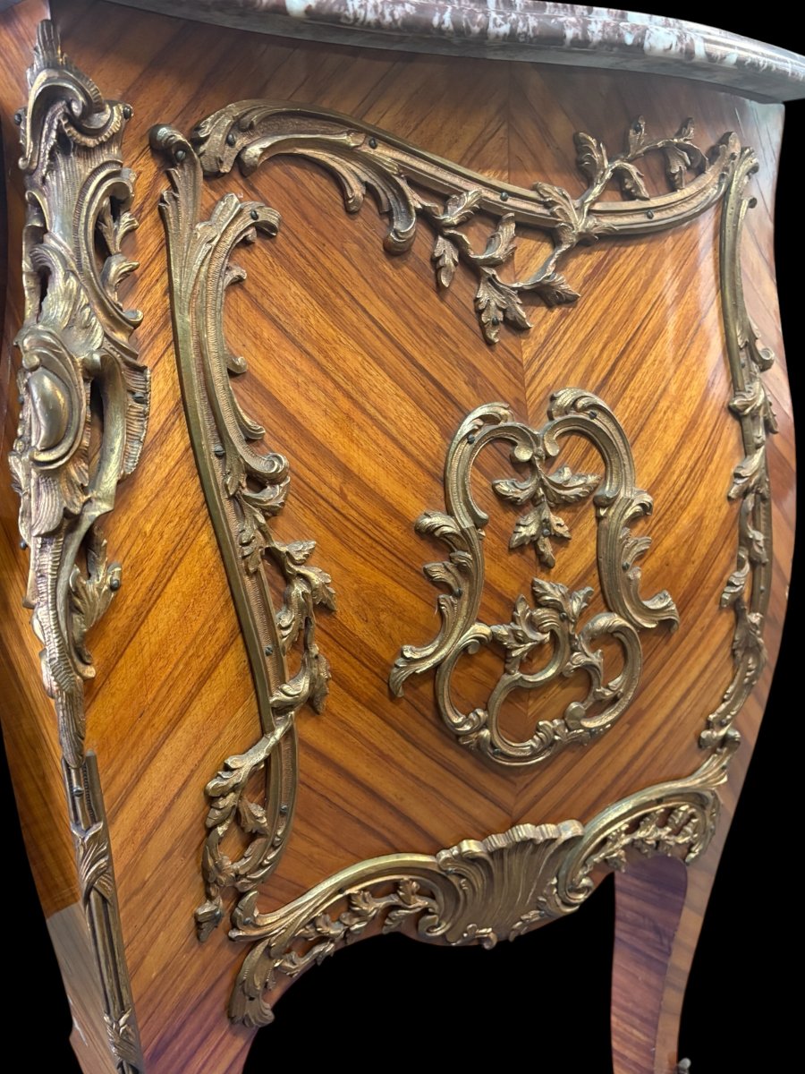 Elegant Curved Chest Of Drawers With Bronze Hardware, 1920.-photo-3