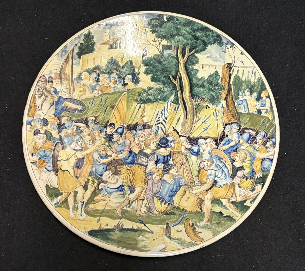 Grand plat en faïence italienne du XIXe siècle (diamètre 56,5 cm)