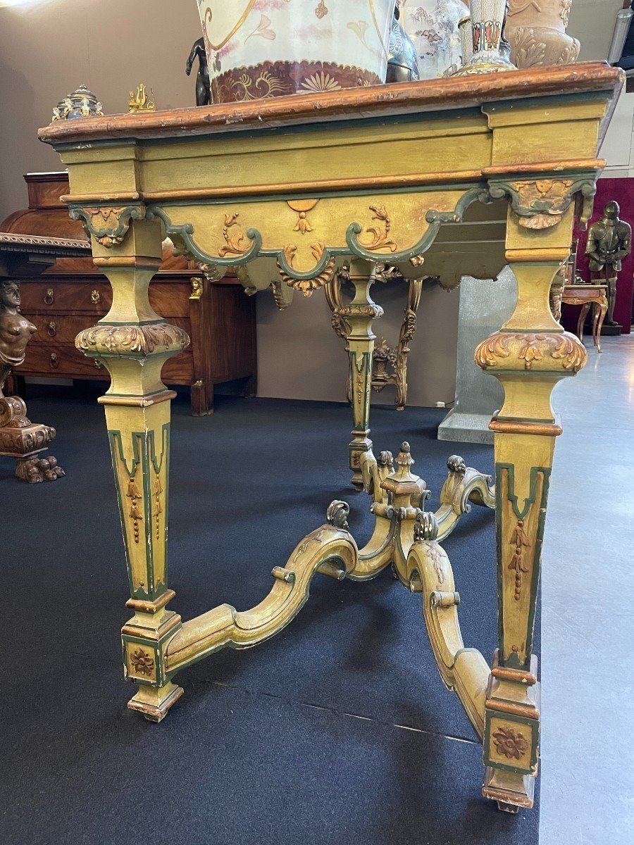 Late 19th-century Regency-style Painted Wooden Center Table.-photo-3