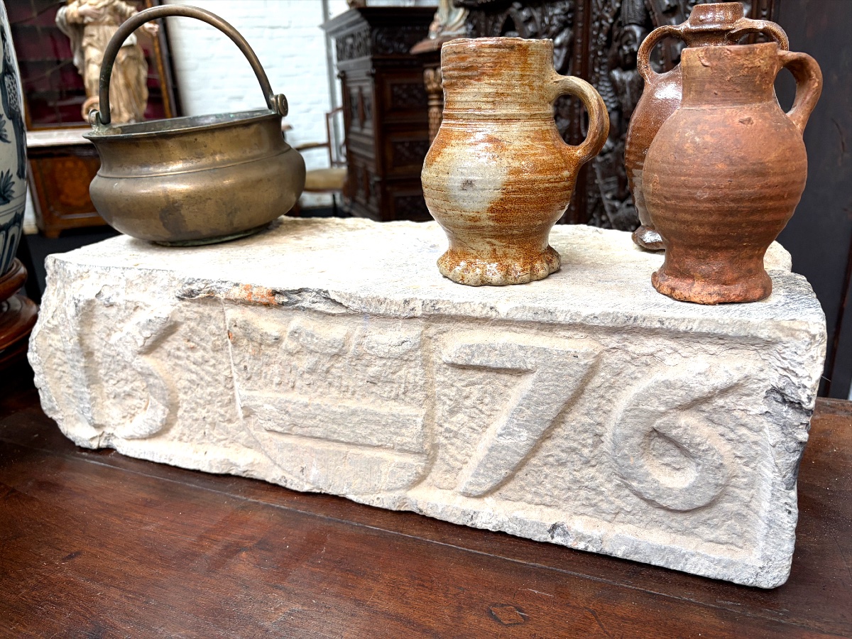 A Facade Stone Dated 1576 In France -photo-8