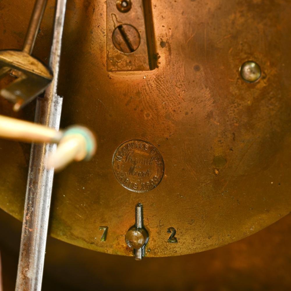 Grande Pendule En Bronze Doré Et Verre Taillé Du 19ème ( 80 Cm ).-photo-7