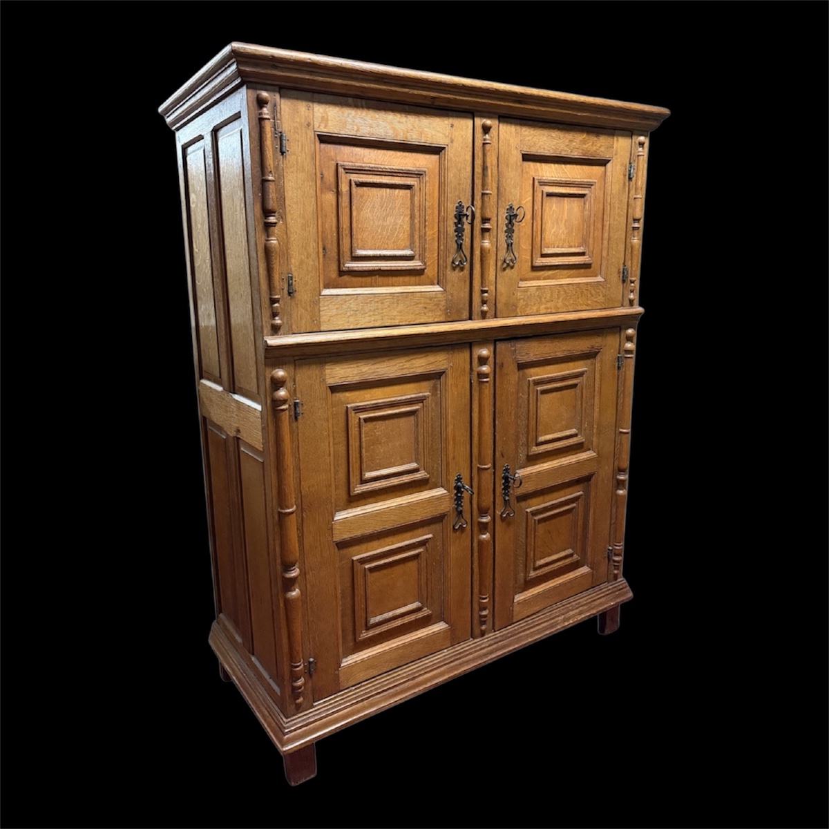 A Four-door Cabinet Made Of Bleached Oak -photo-2
