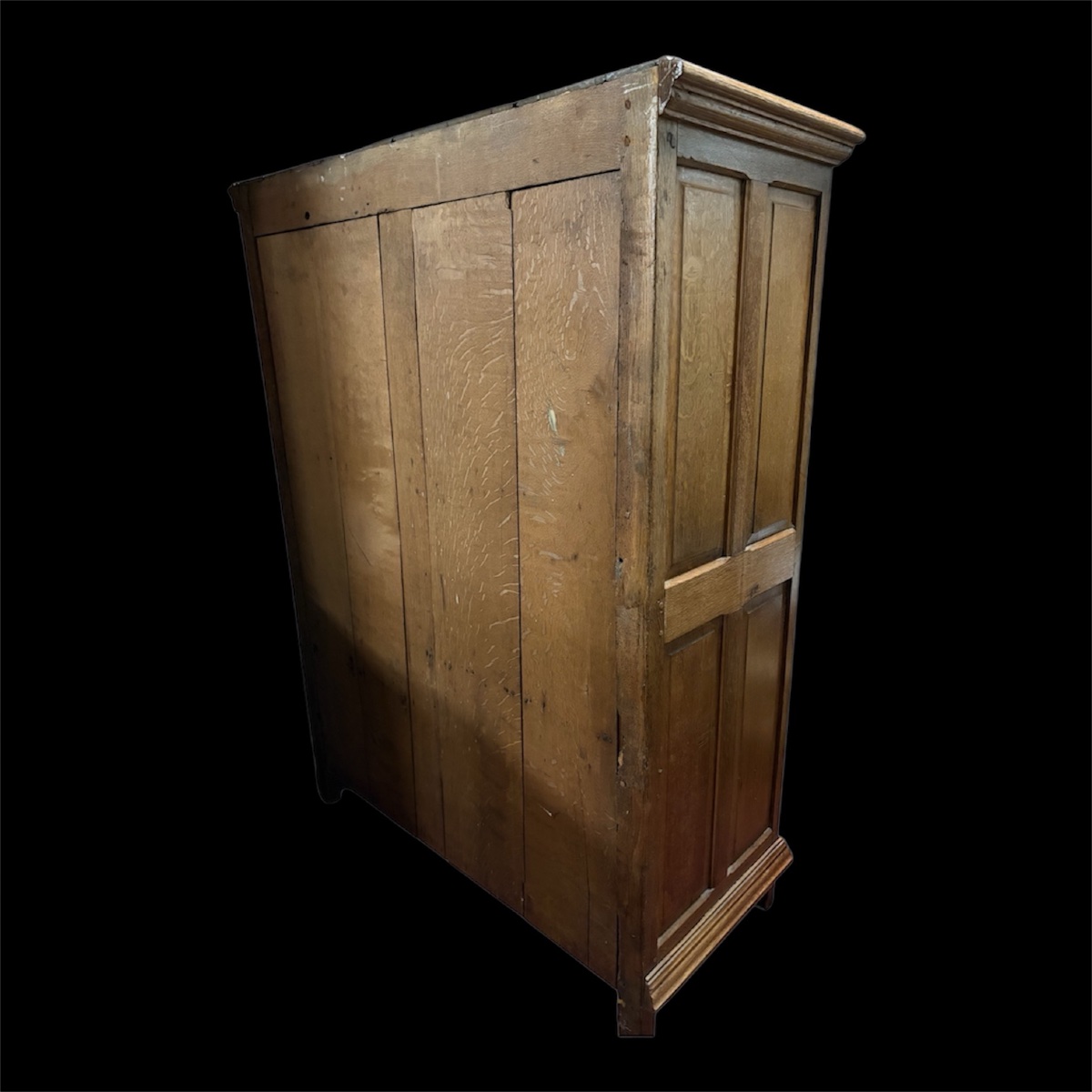 A Four-door Cabinet Made Of Bleached Oak -photo-1