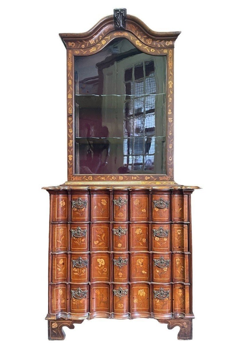 Elegant Display Cabinet With Marquetry, Late 18th–early 19th Century.-photo-2
