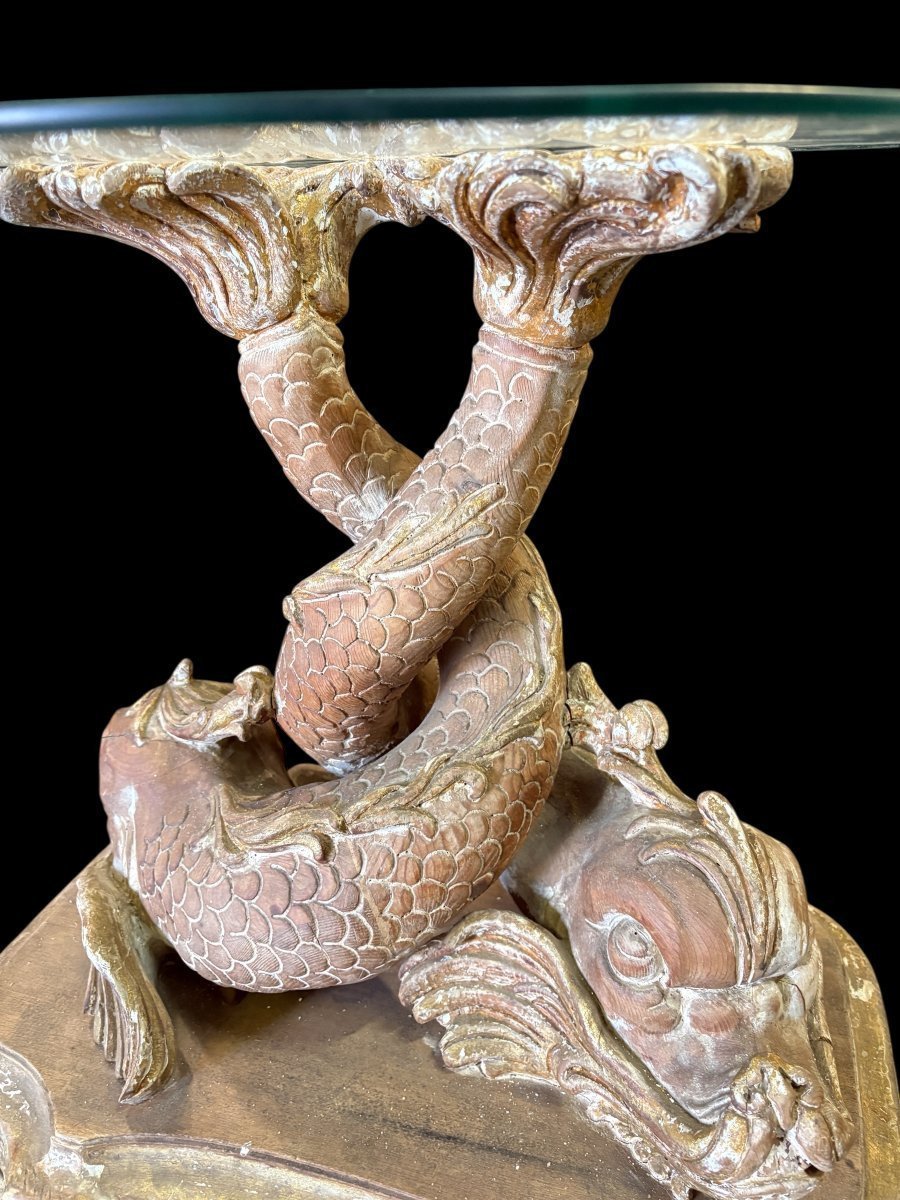 Paire de tables basses « Poissons mythologiques » en bois, fin 19ème.-photo-3