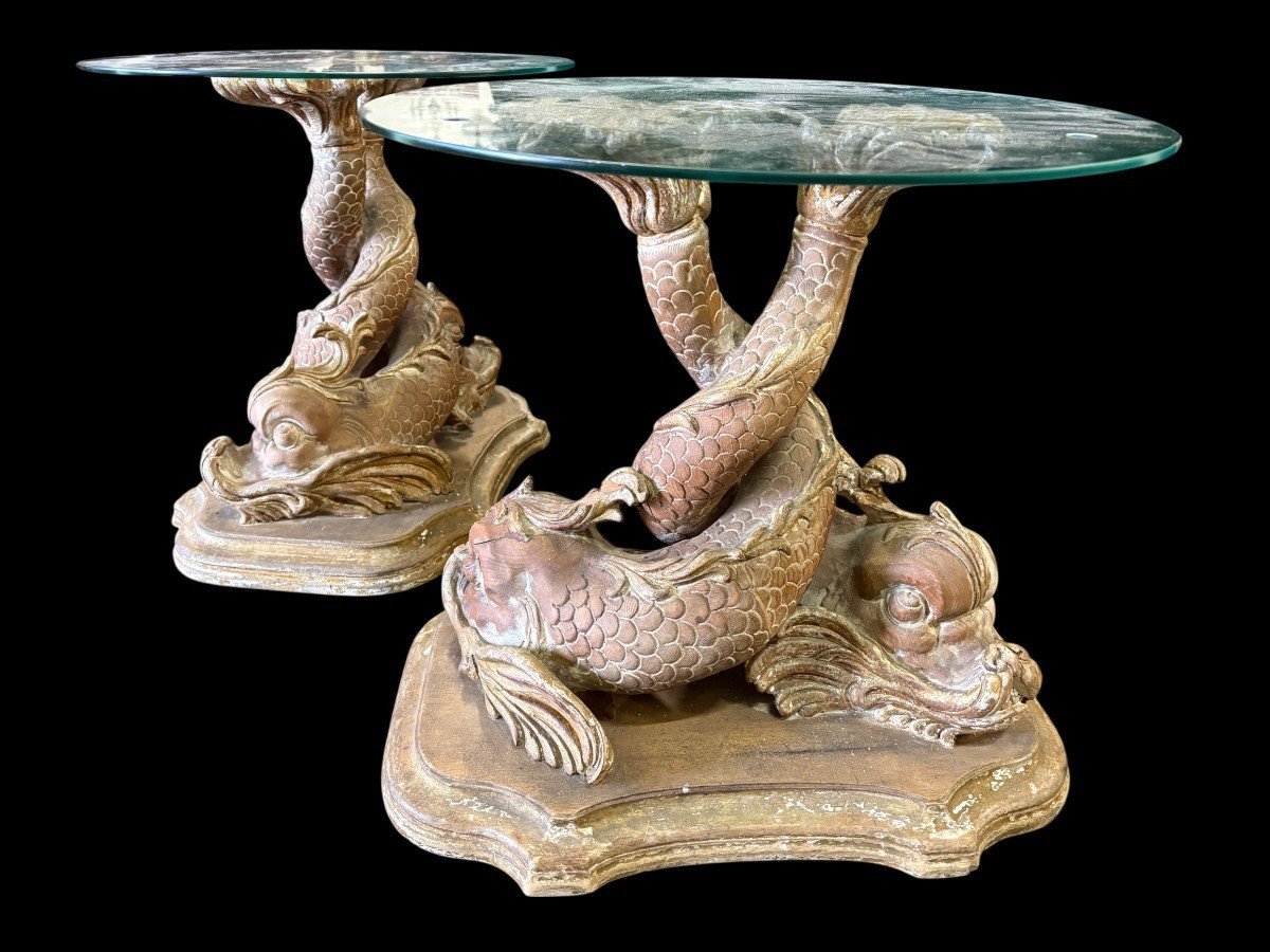 Paire de tables basses « Poissons mythologiques » en bois, fin 19ème.