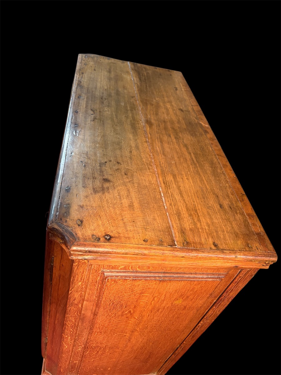Jolie petite meuble de rangement en bois de chêne -photo-3
