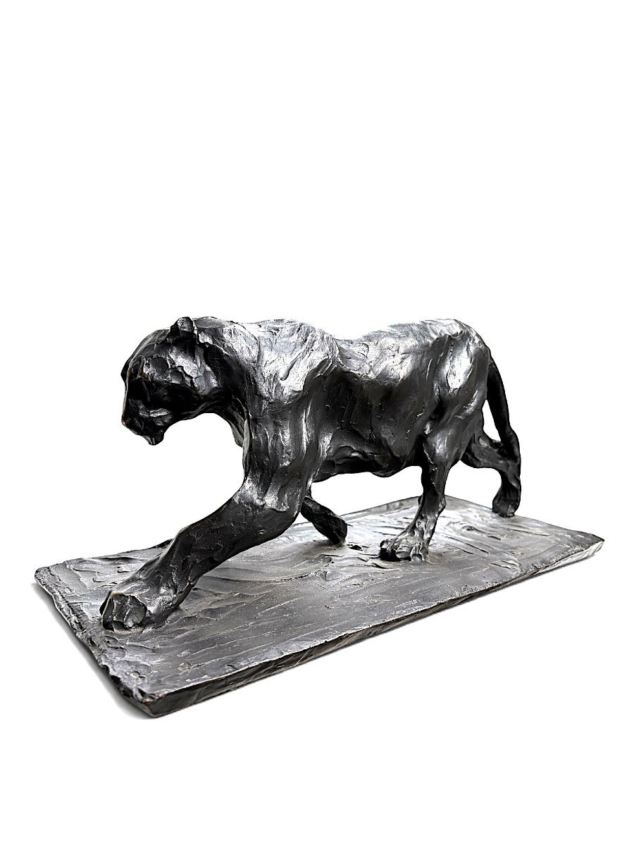 Sculpture d'une panthère en bronze, XXe siècle.-photo-3