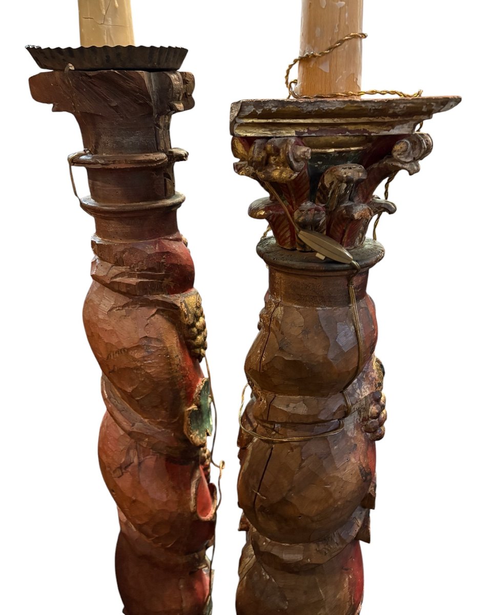 Paire de colonnes en bois torsadées du XVIIe siècle-photo-4