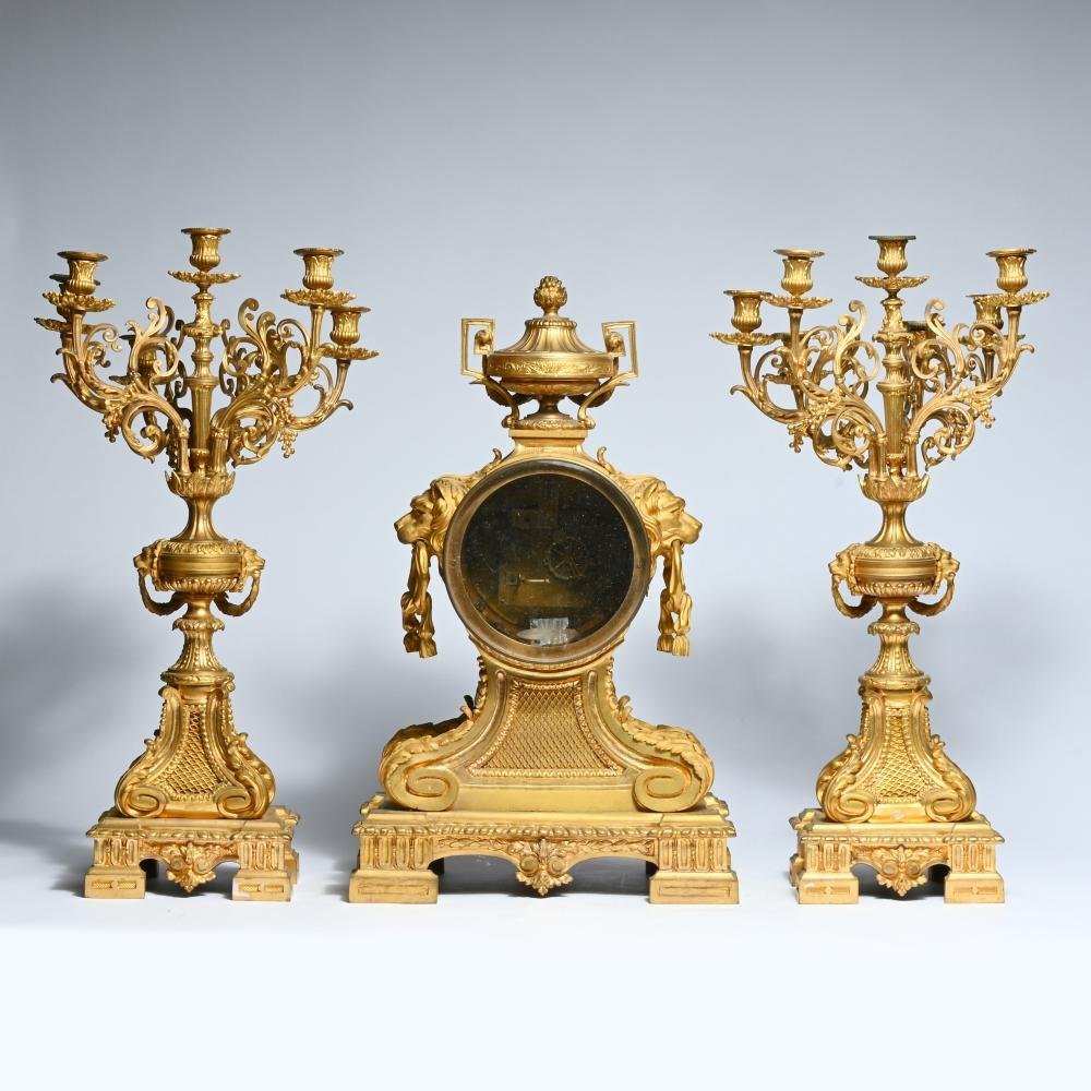 Grand Garniture De Cheminée De Style LXVI En Bronze Doré Paris, 19e Siècle.-photo-7