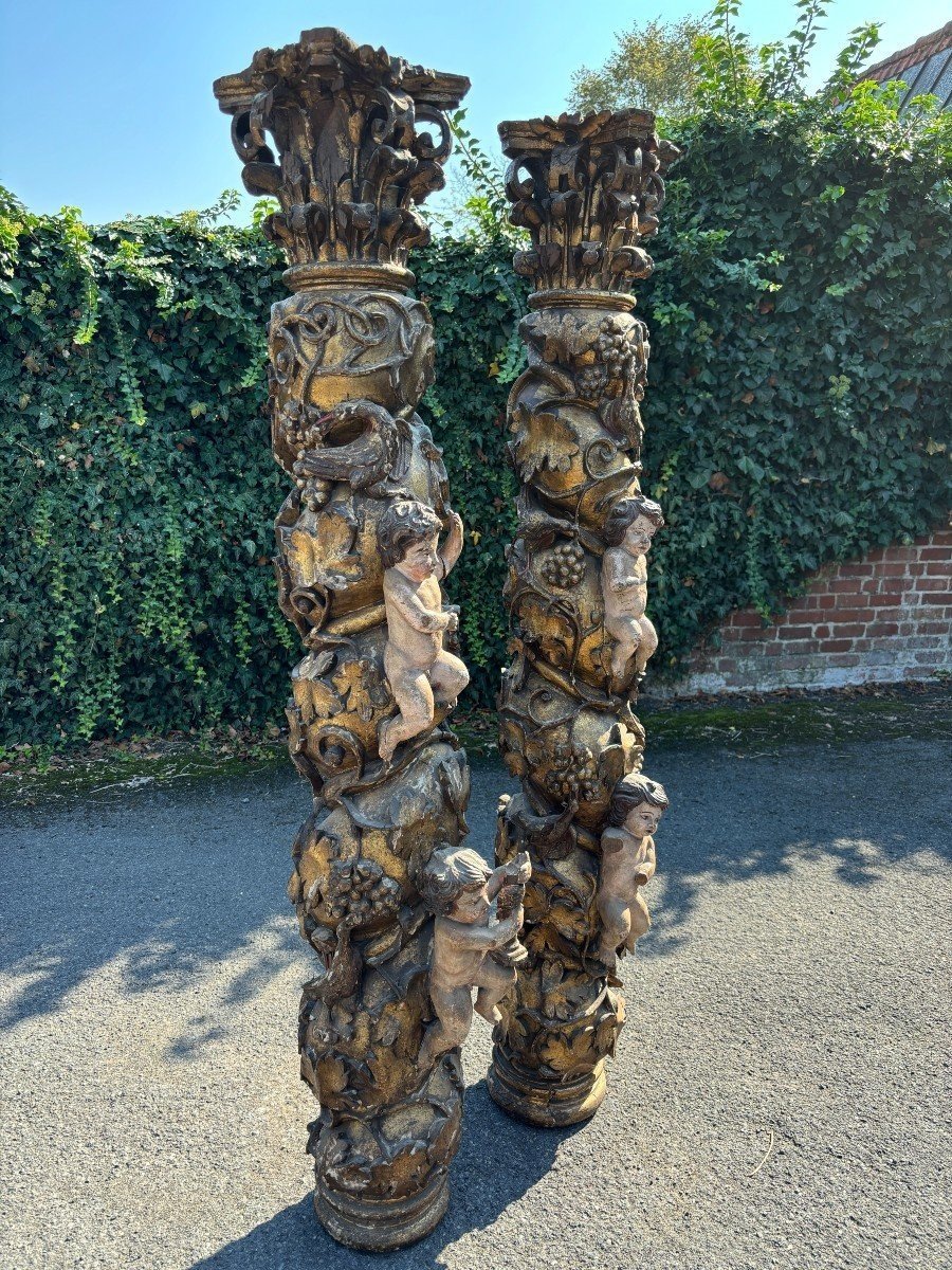 Pair Of Large Twisted Columns With Capitals, 17th Century.-photo-7