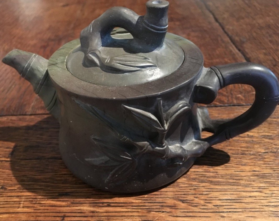 Green Hard Stone Teapot, China .295 €-photo-3