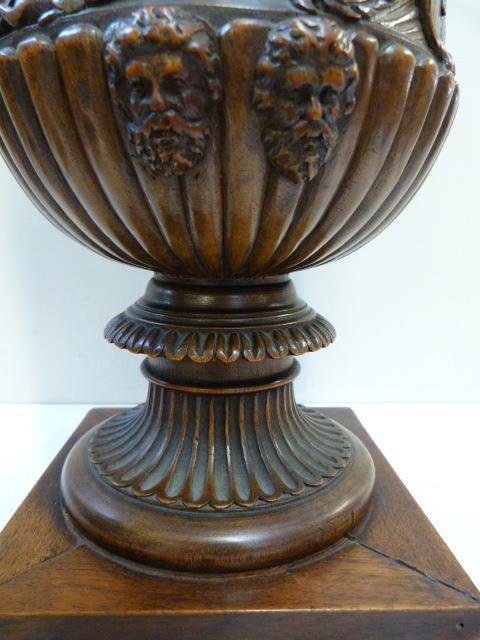 A Paire Of 19th Century Fine Carved Walnut "medici"vases.-photo-4