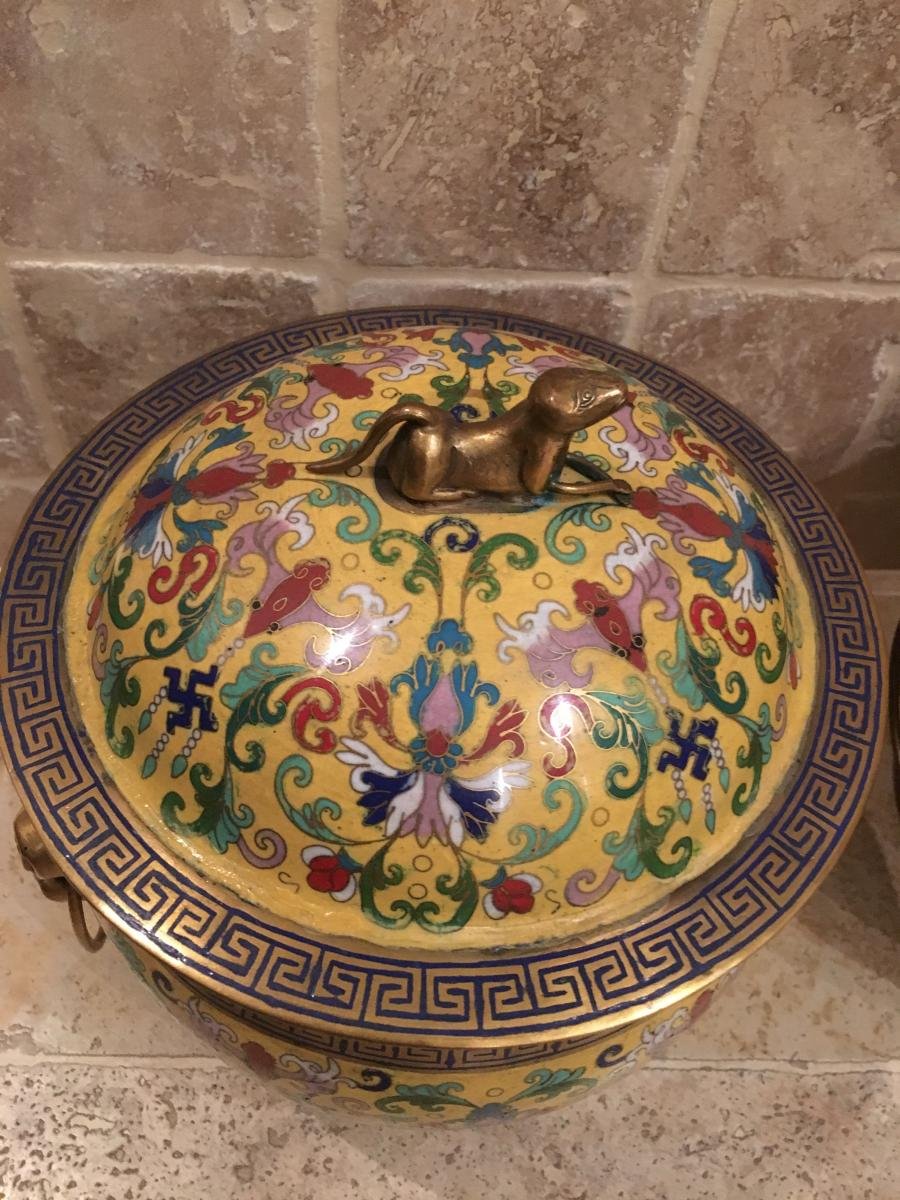 Paire De Pots Couvercle En émail Cloisonné 20ème.-photo-1