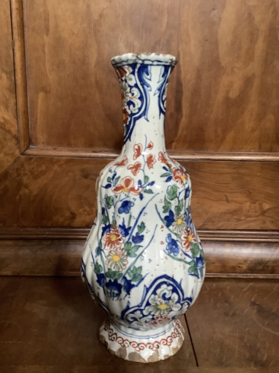 Vase De Delft Polychrome Du 18e Siècle 