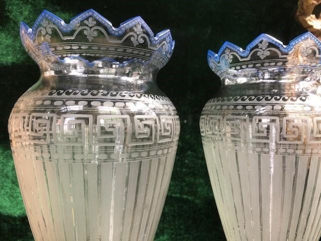 2 Nicely Engraved 19th Century Glass Vases.-photo-1