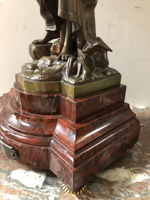 Elégante statue " dame à la mandoline " en bronze , 19ème.-photo-5