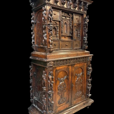 Premiere-Image-1741364