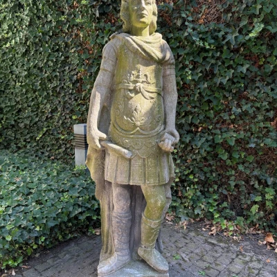 Premiere-Image-1801173