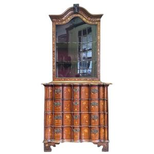 Elegant Showcase In Marquetry Late 18th ? Early 19th Century.