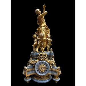 Beautiful Large “woman With 3 Putti” Clock In Golden Metal 19th Century. (83 Cm)