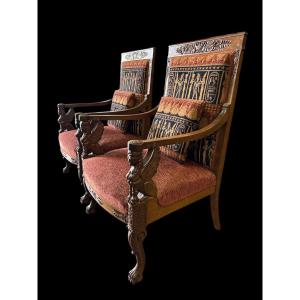 Paire De Grands Fauteuils En Noyer De Style Empire 19ème