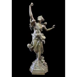 Large Bronze Sculpture (81 Cm) "lady With 5 Putti" 19th Century.