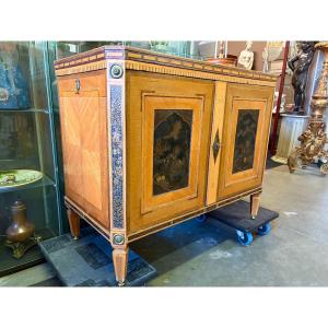 Louis XVI Chest Of Drawers With Lacquered Panels