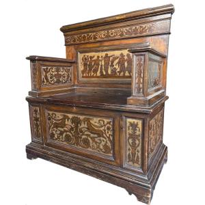 19th-century Italian Walnut Entryway Bench.