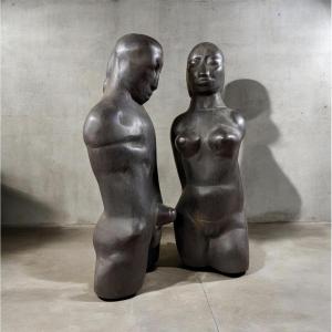 Paire de torses en bois de chêne noirci, vers 1973 . 