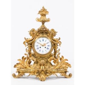 Large 19th-century French Clock With Floral Design In Gilded Bronze (65 Cm)
