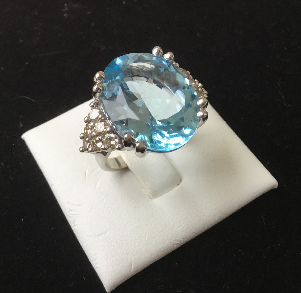 Bague or, topaze bleue et diamants-photo-3