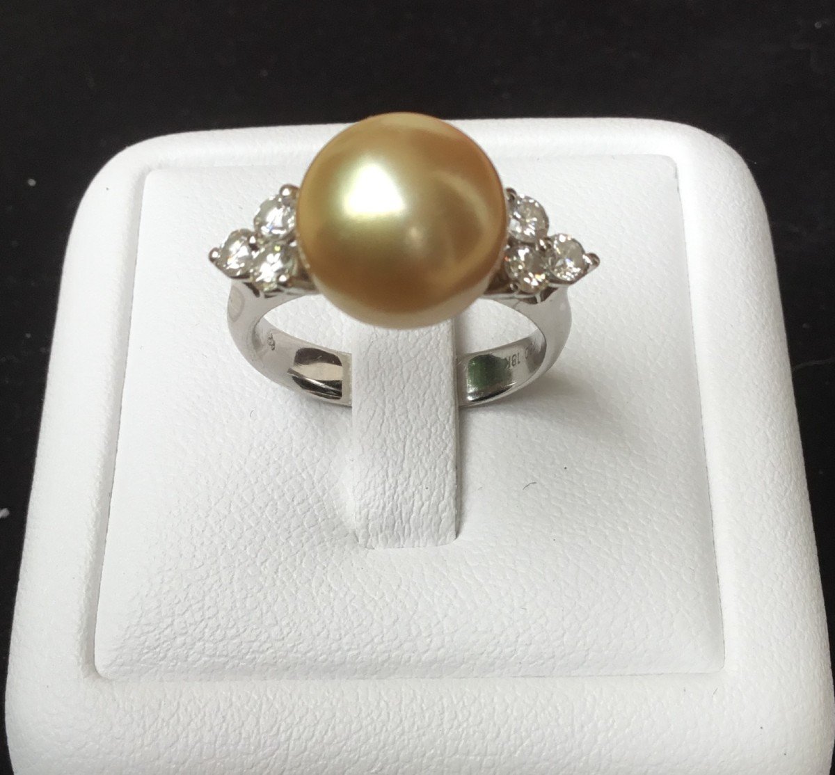 Bague or, perle et diamants