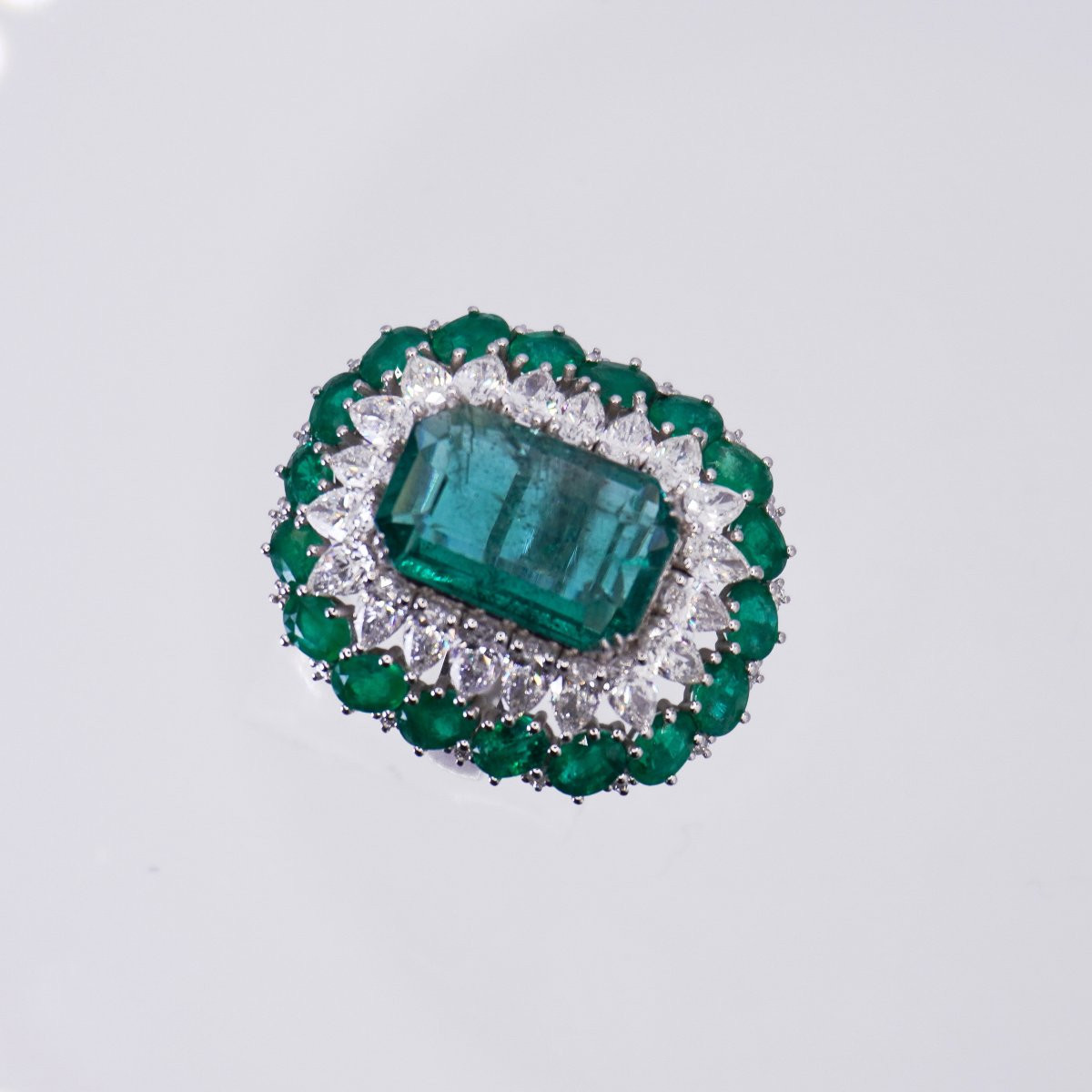  Importante emeraude, diamants poires,-photo-2