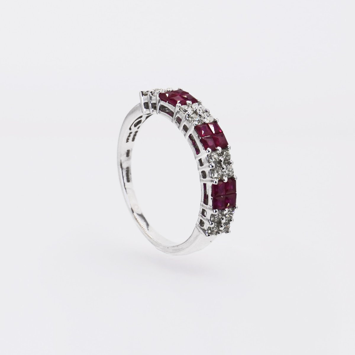 18ct White Gold Wedding Band With Calibrated Rubies And Diamonds-photo-2