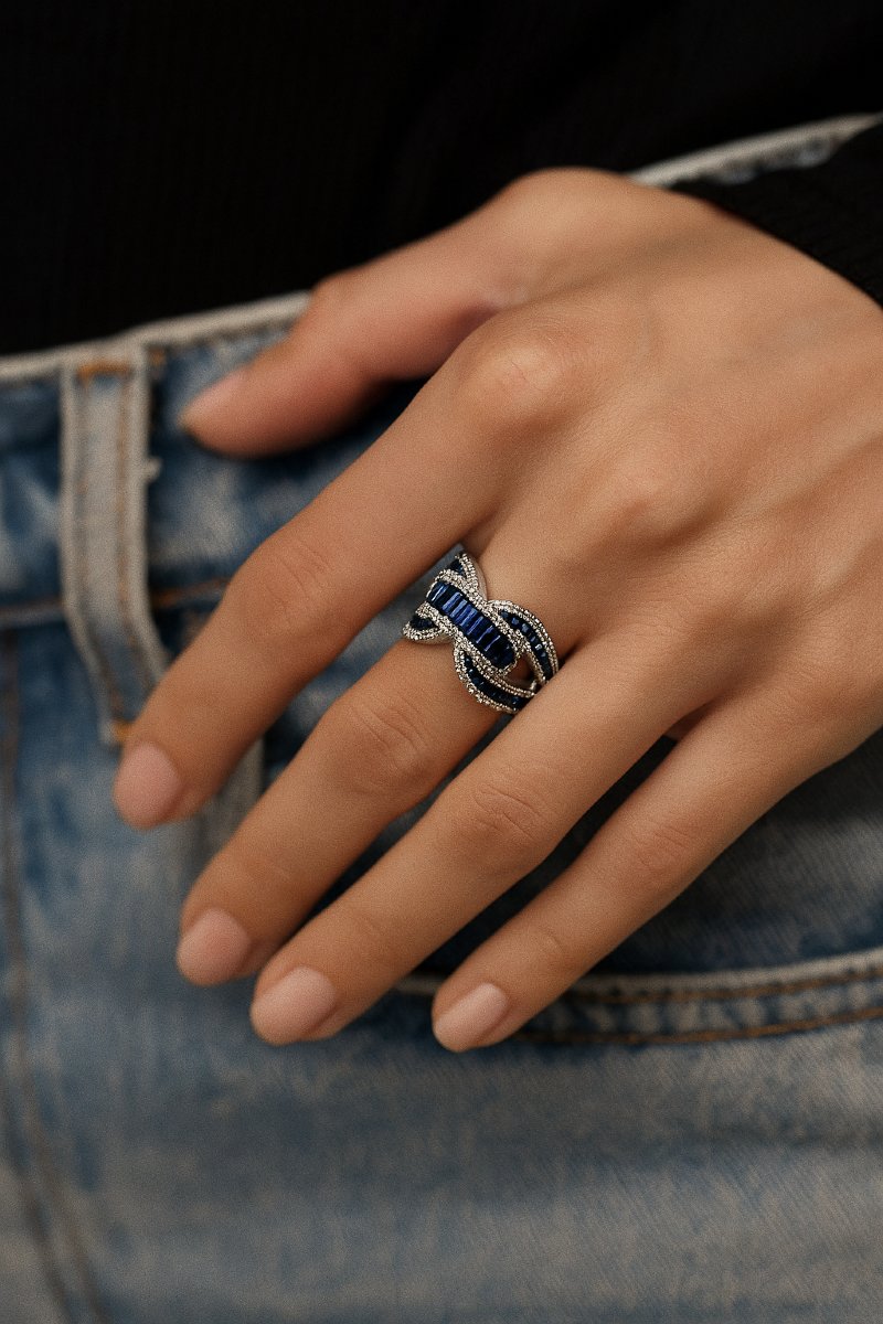 Knot Ring - Calibrated Sapphires And Diamonds-photo-4