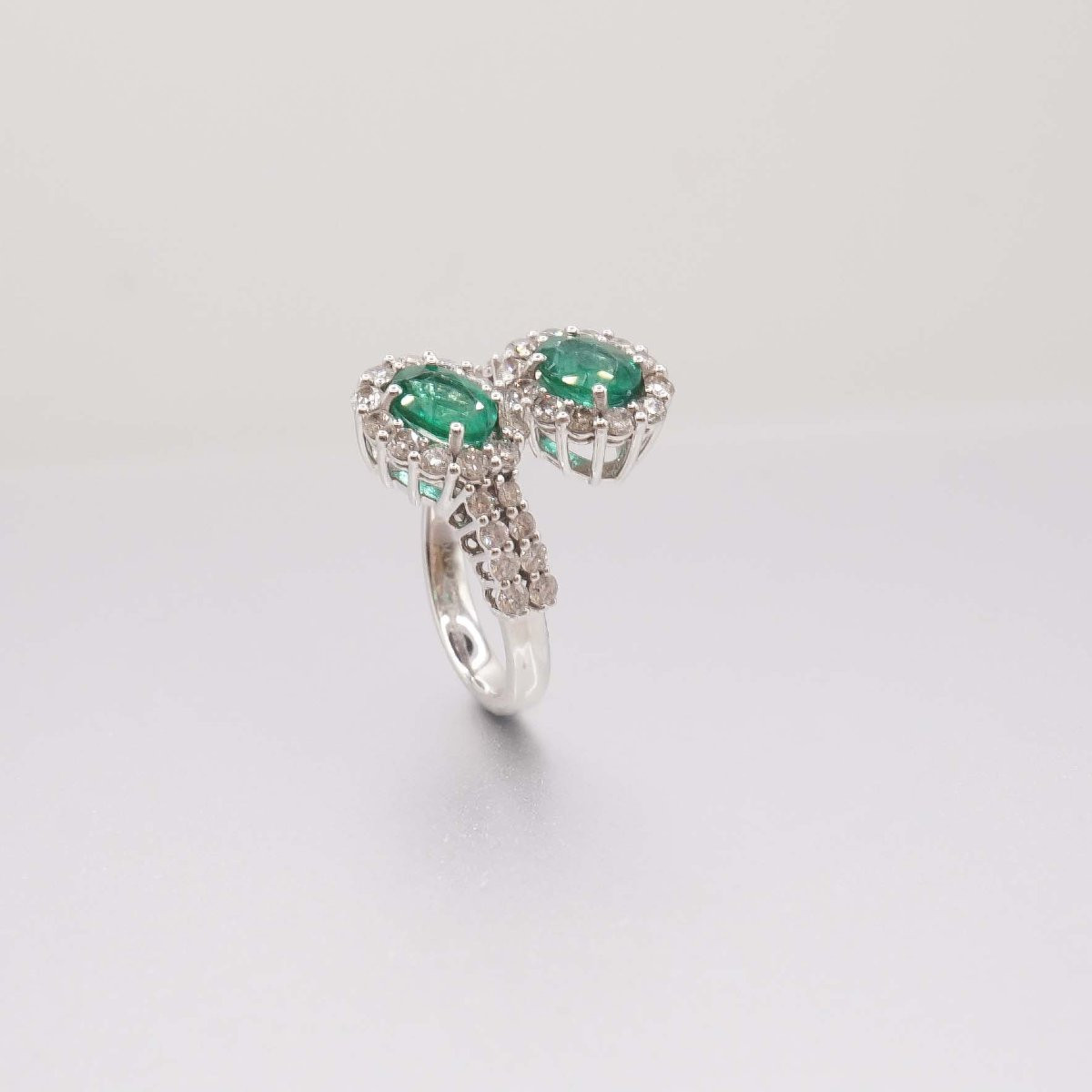 Bague émeraude et diamants-photo-3