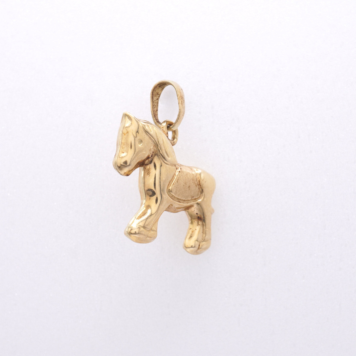 Pendentif Or 18 CTS cheval