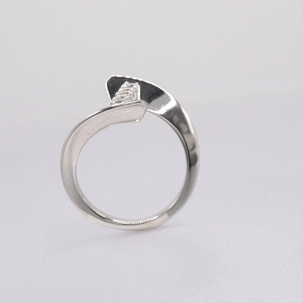 Grey Gold Ring-photo-4
