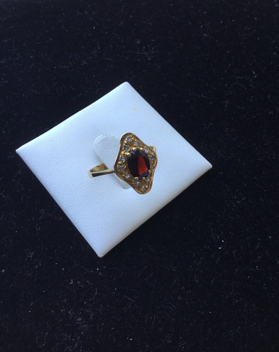 Gold, Garnet And Diamond Ring-photo-4