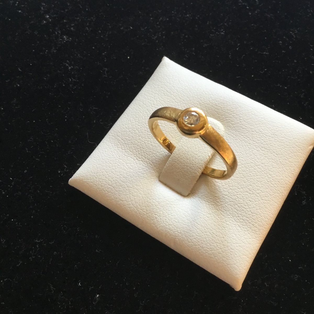 Gold And Diamond Ring-photo-3