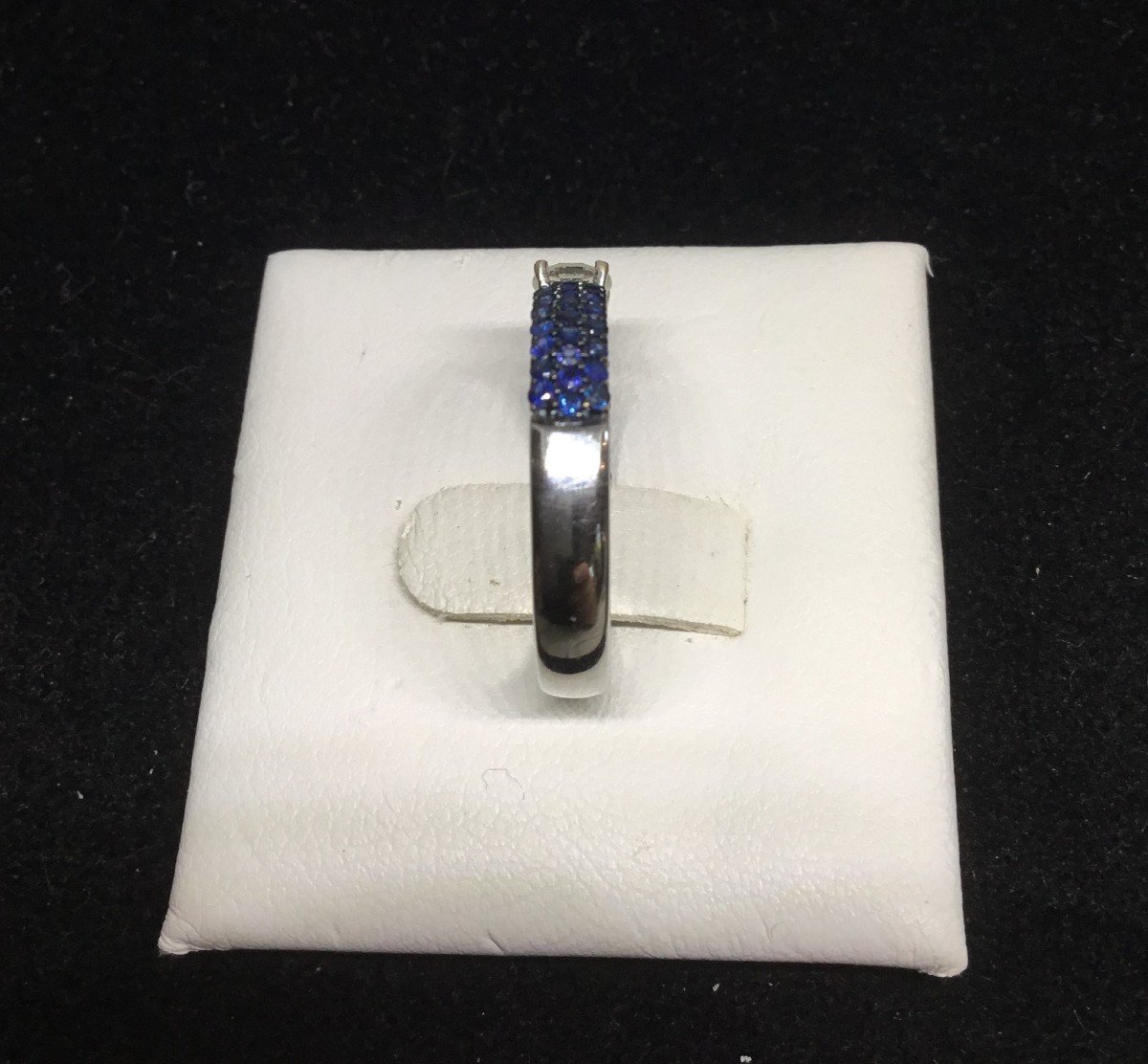 Gold, Diamond And Sapphire Ring-photo-3