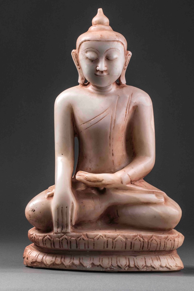 Buddha Maravijaya Seated In Vajrasana And Bumishparshamudra 