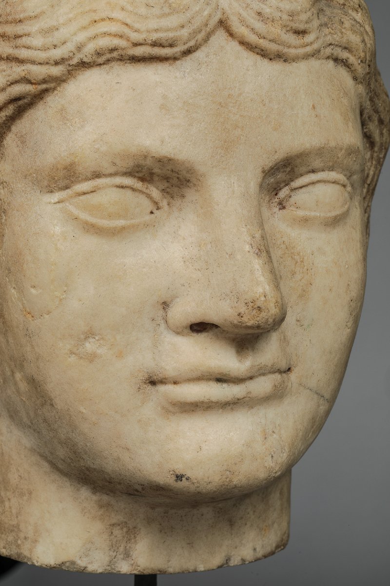 Head Of Saint -photo-1