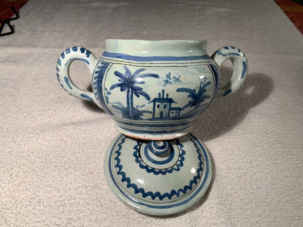 Nevers 18th Century - Covered Pot-photo-3