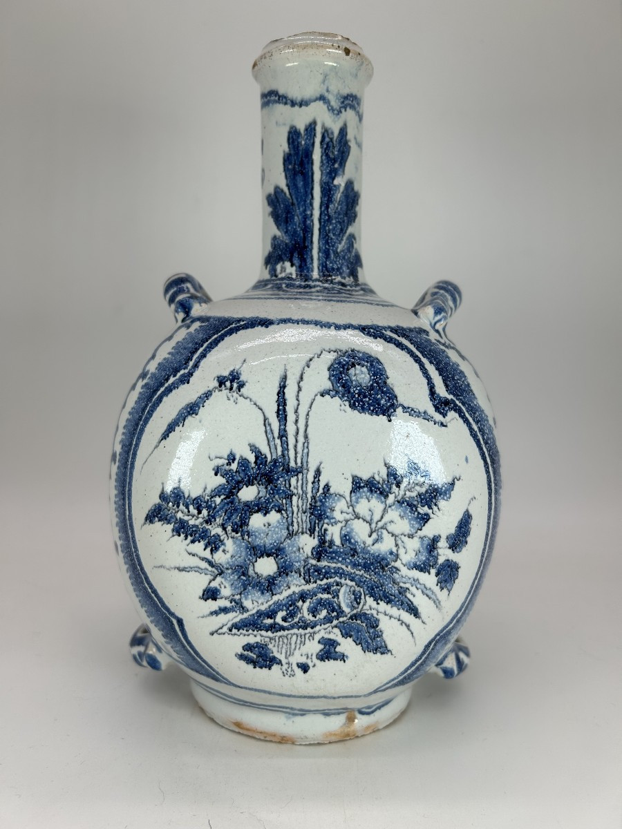 NEVERS :  FIN XVII ème  -  DEBUT XVIII ème Siècle  - GOURDE à décor de Chinois-photo-3